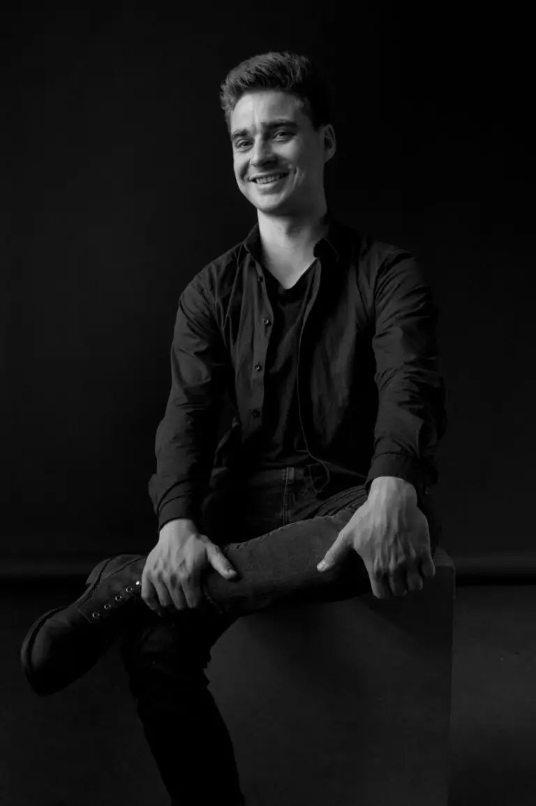 125DF419-12D2-414E-A225-78E5E912DAEE