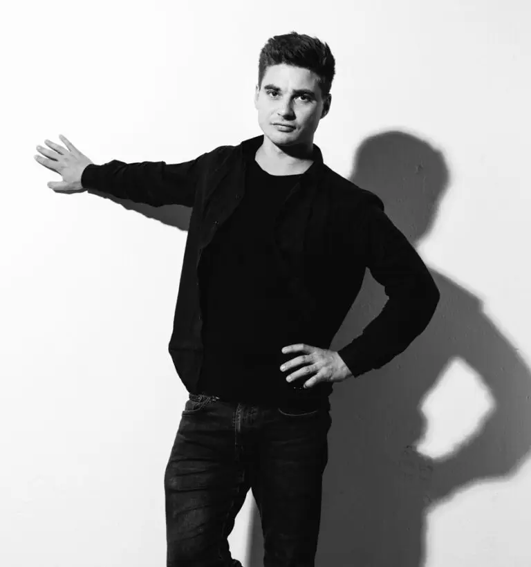 4D17F55B-68CE-47C8-B356-B51052B12663_1_201_a