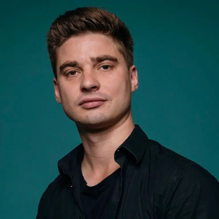 63790144-23E4-443A-A734-CF7809EAD4A9_1_201_a